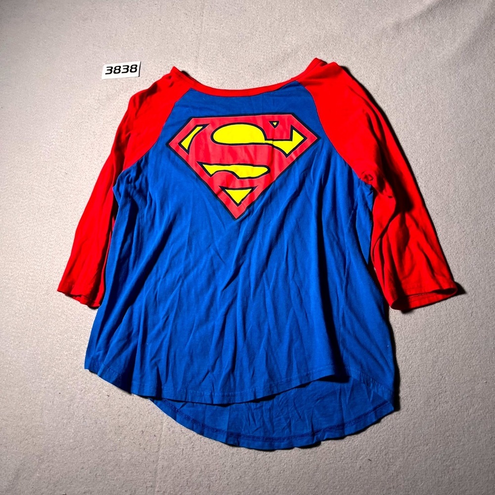 Superman DC T Shirt Men Large Blue Red Comics Graphic Raglan Sleeve High Low Hem